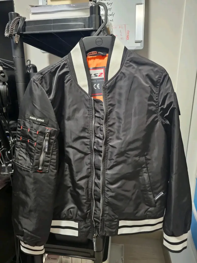 Chaqueta bomber negra LS2 con detalles naranjas - 1