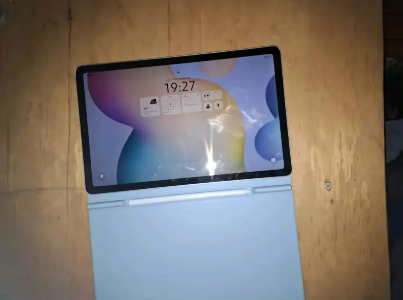 Samsung Galaxy Tab S6 Lite - 1