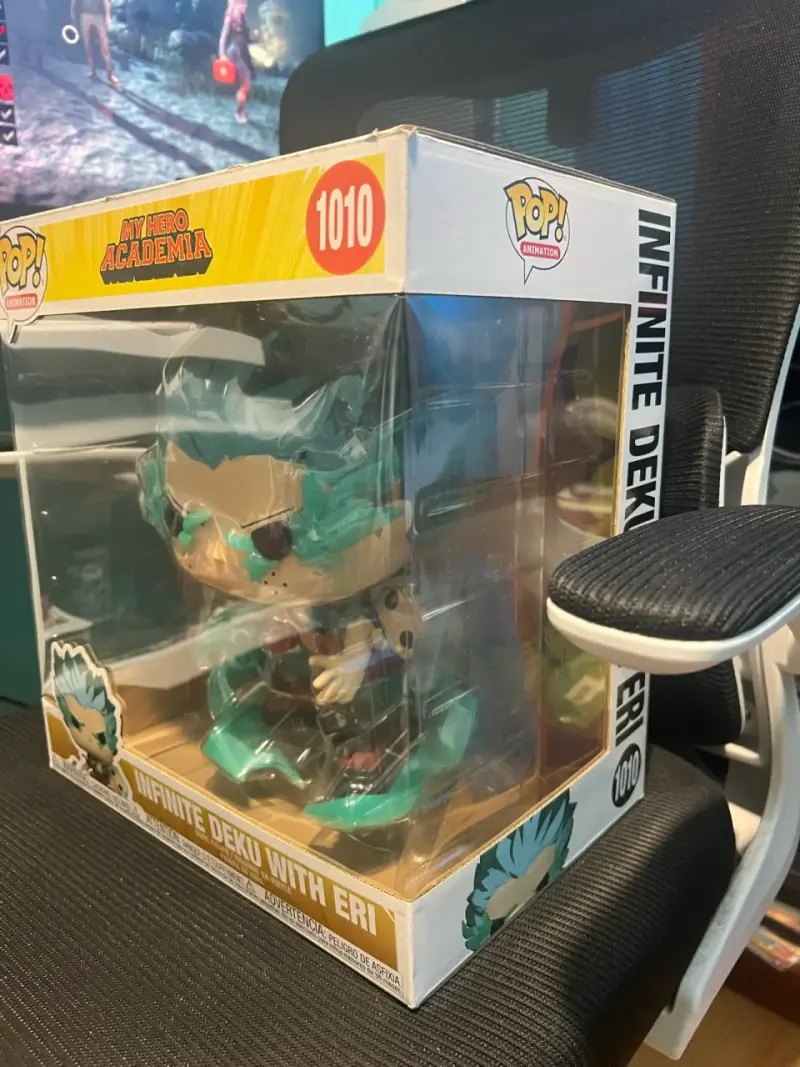 Funko Pop Infinite Deku With Eri Jumbo (grande) - 2