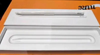 Apple Pencil de segunda generación en caja - miniatura 1