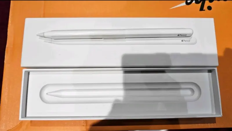 Apple Pencil de segunda generación en caja - 2