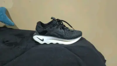 Zapatillas deportivas mixtas en varios colores - miniatura 1