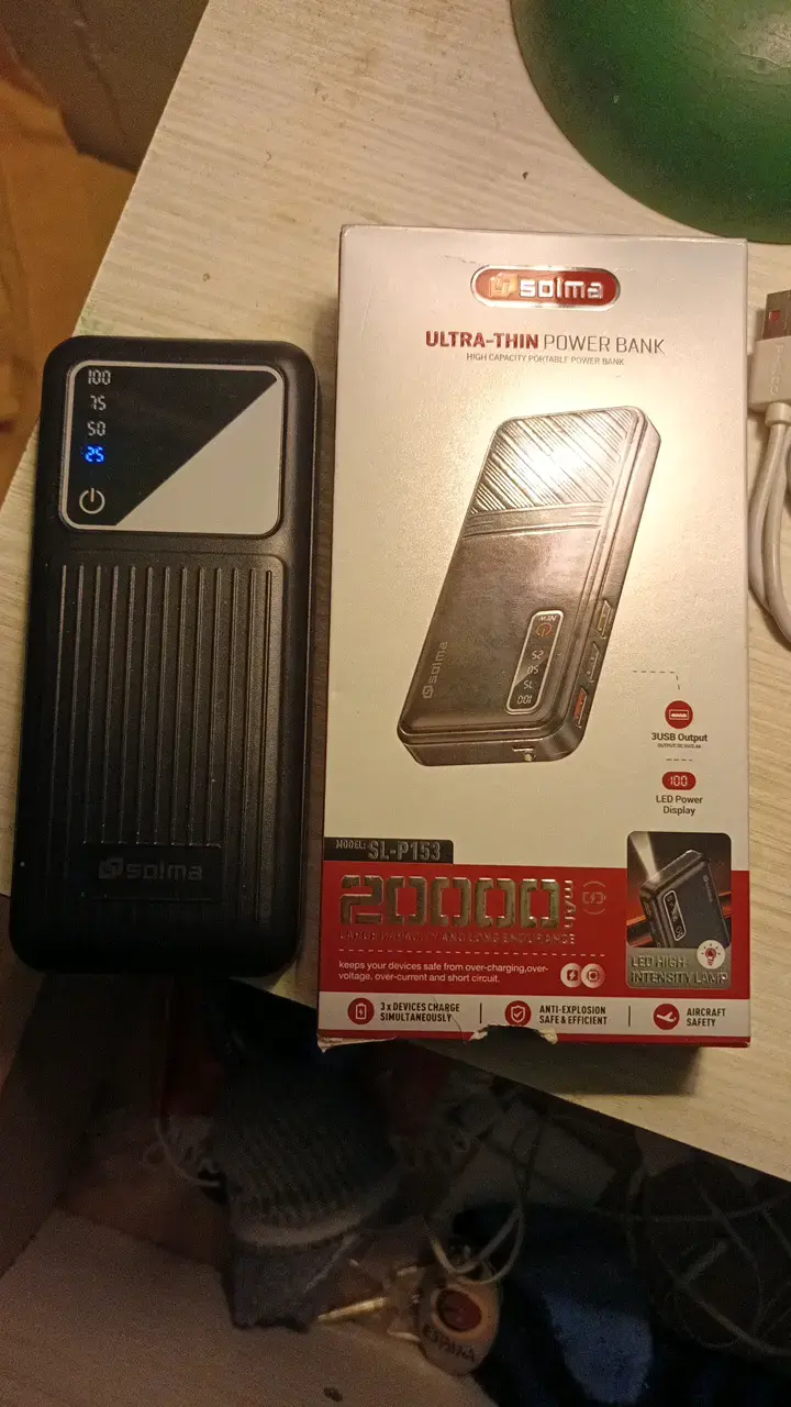 Power Bank Solma 20000mAh con Pantalla LED - 1