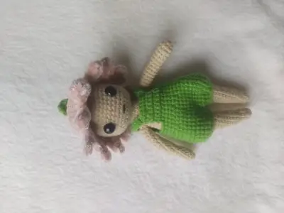Muñeca amigurumi de flor hecho a mano 27cm - miniatura 2