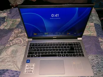 Laptop Acer Intel Core i5 15.6 pulgadas - miniatura 1