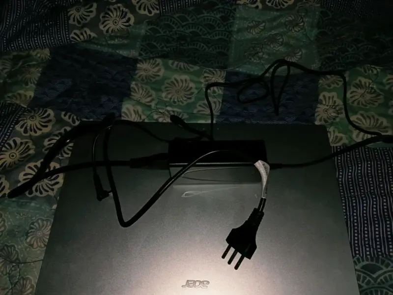 Laptop Acer Intel Core i5 15.6 pulgadas - 3