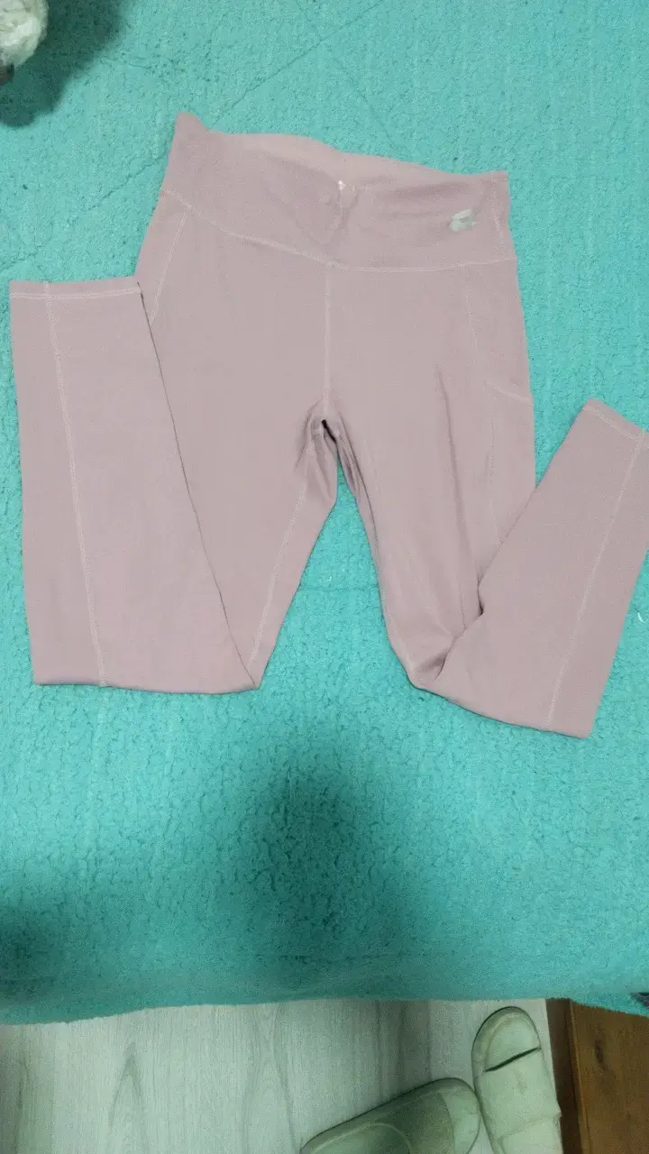 Leggings deportivos rosados - 1
