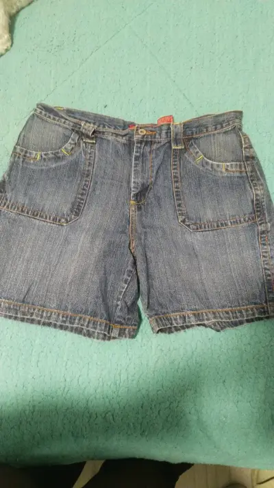 Shorts de mezclilla para mujer talla 14 - miniatura 1