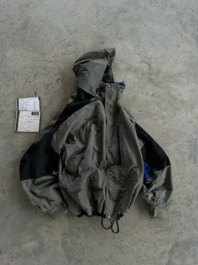 Chaqueta impermeable Columbia con capucha - miniatura 1