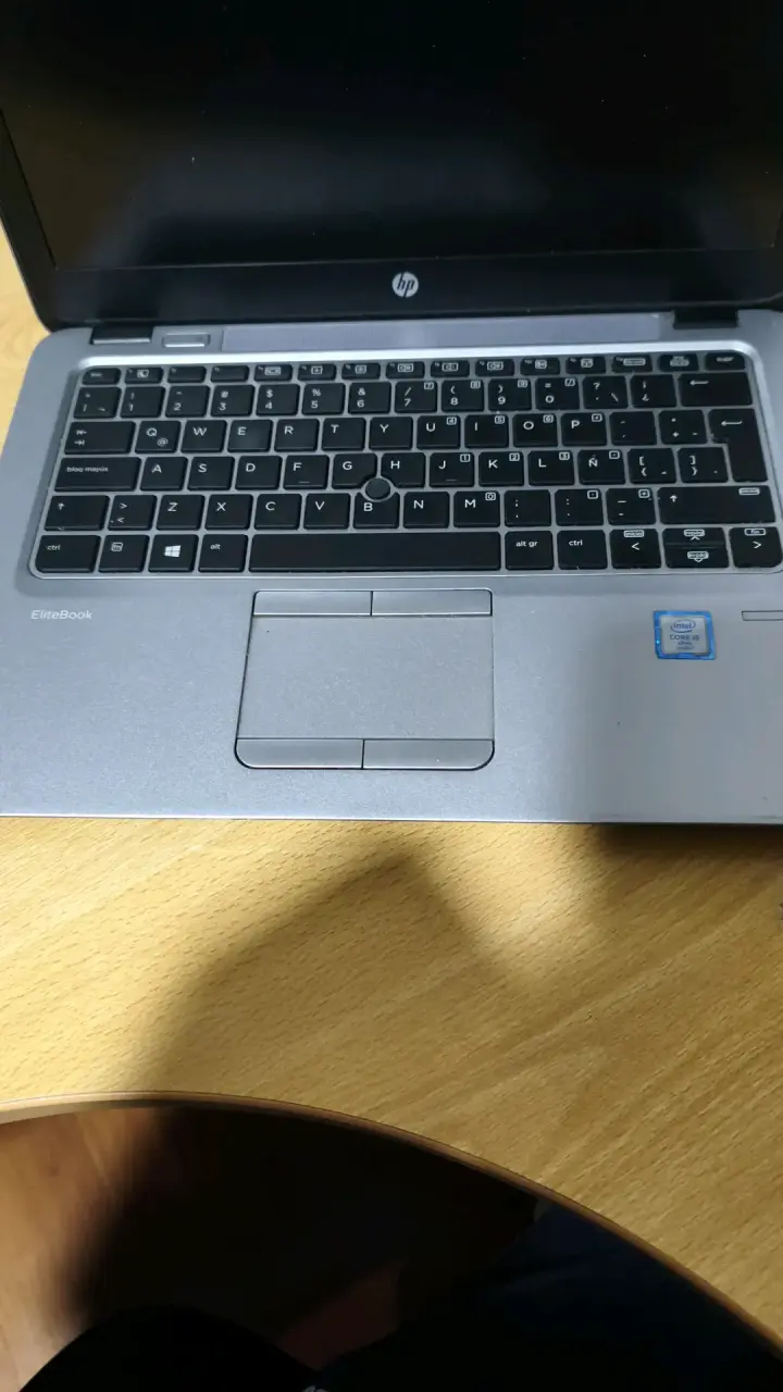 Notebook HP Elitebook 820 G3 128gb 8ram - 2