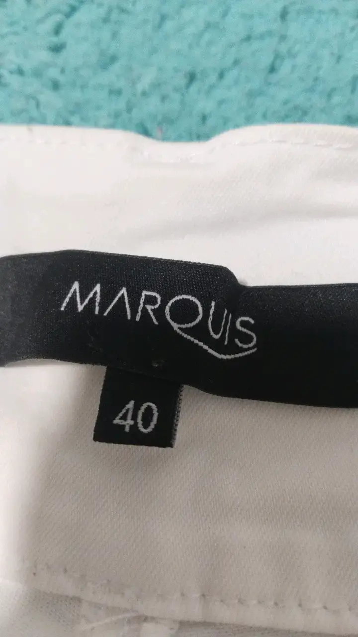 Pantalones blancos de mujer - 4