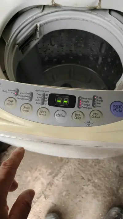 Lavadora Samsung Fuzzy Logic 7 kg en buen estado - miniatura 3