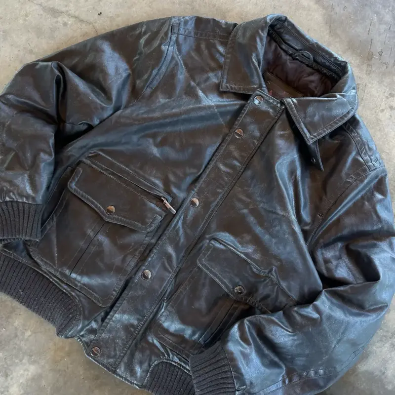 Chaqueta de cuerina vintage bomber de hombre - 3