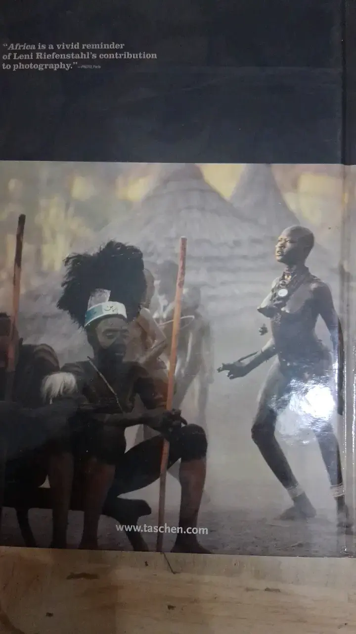Libro 'Africa' de Leni Riefenstahl - 2