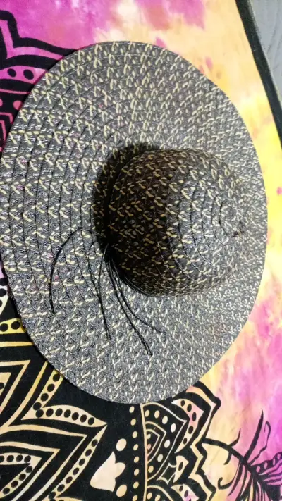 Sombrero de paja tejido estilo bohemio - miniatura 2
