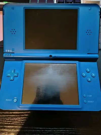 Consola Nintendo DSi XL  para reparar o repuesto - miniatura 1