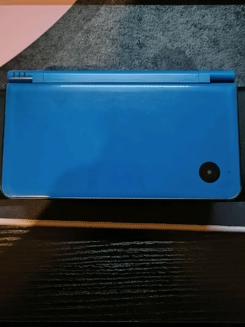 Consola Nintendo DSi XL  para reparar o repuesto - 2