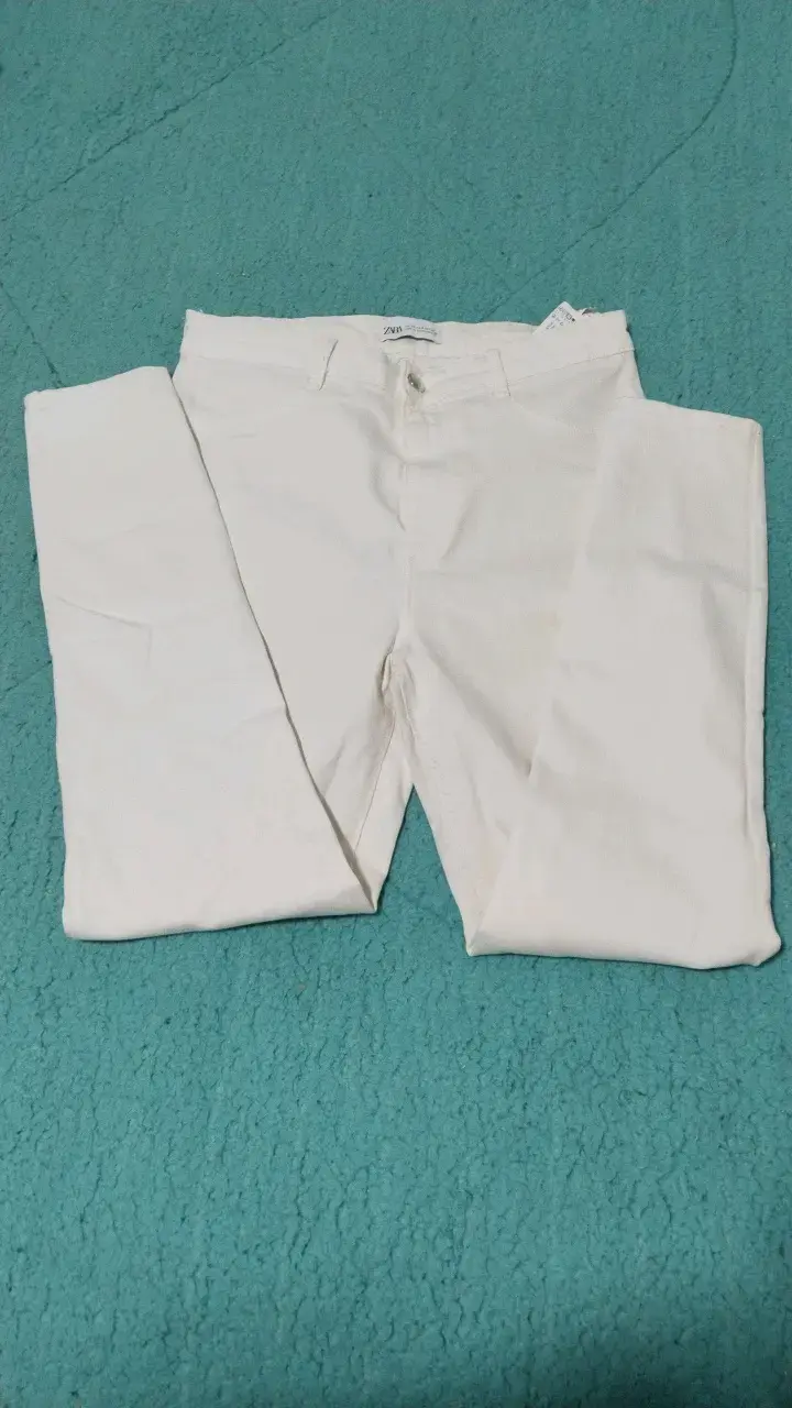 Pantalones blancos Zara - 1