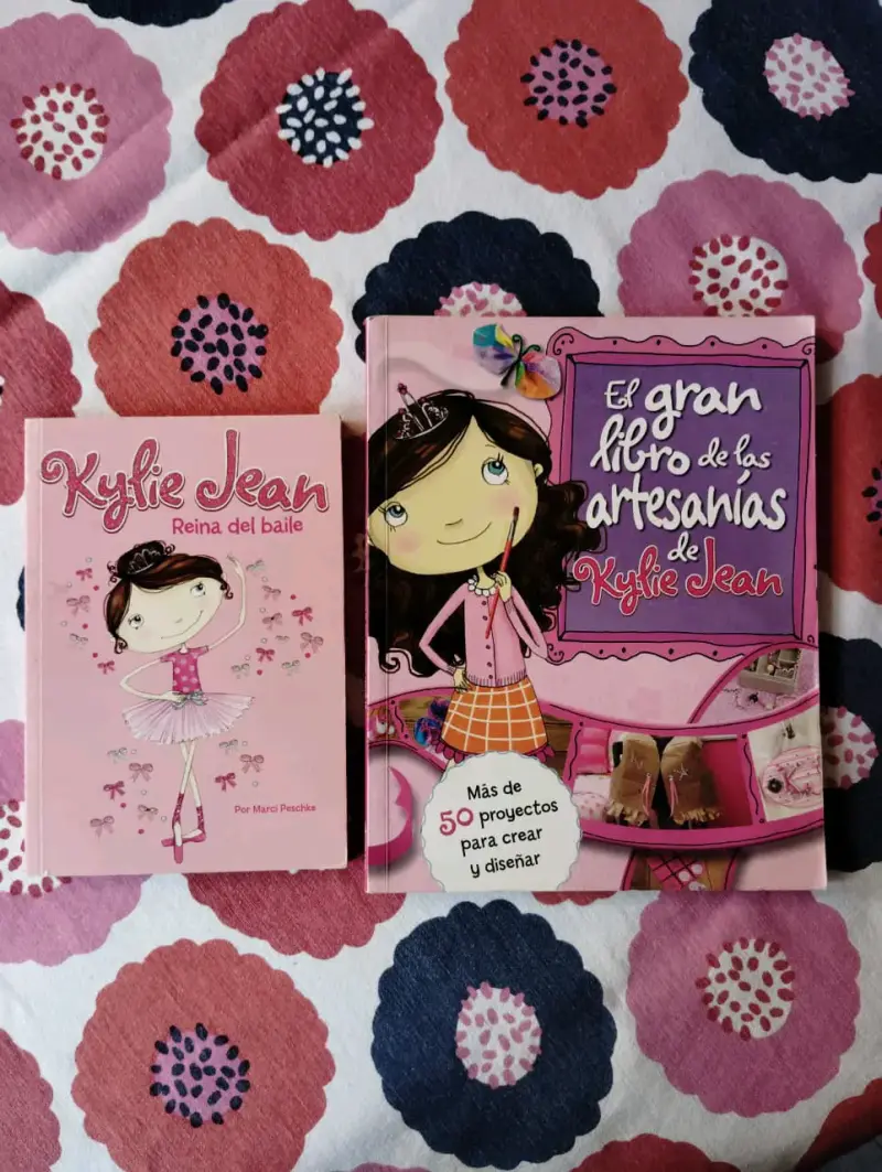 Libros Kylie Jean: Reina del Baile y Artesanías