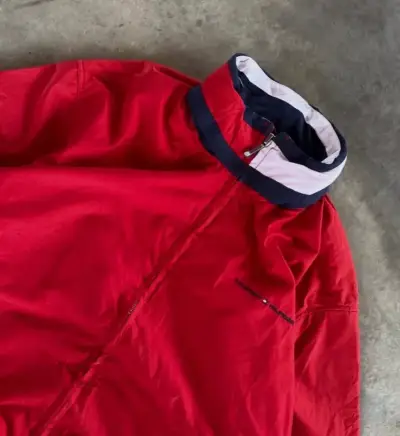 Chaqueta Roja Tommy Hilfiger con Cierre - miniatura 4