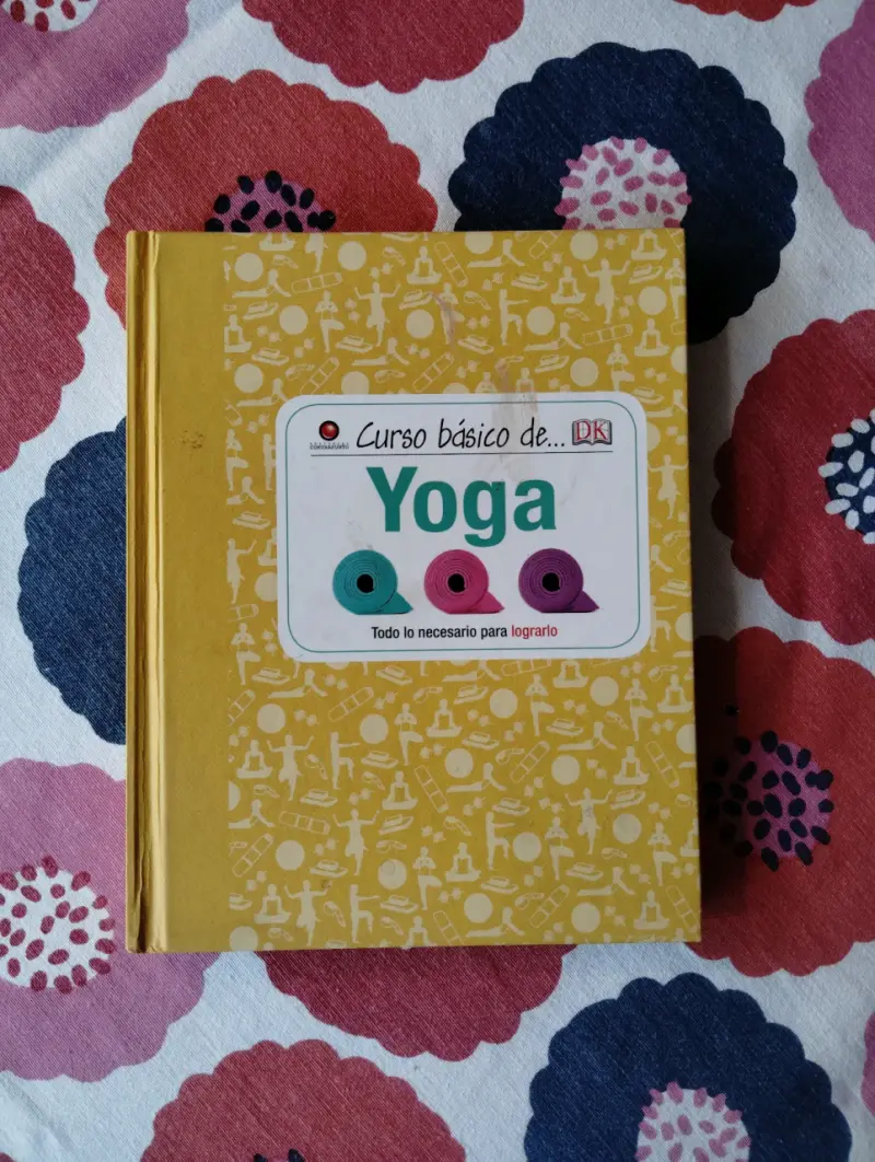 Libro Curso Básico de Yoga DK