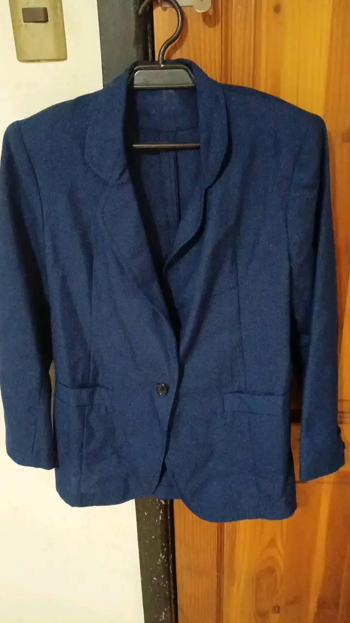Blazer azul de lino para mujer - 1