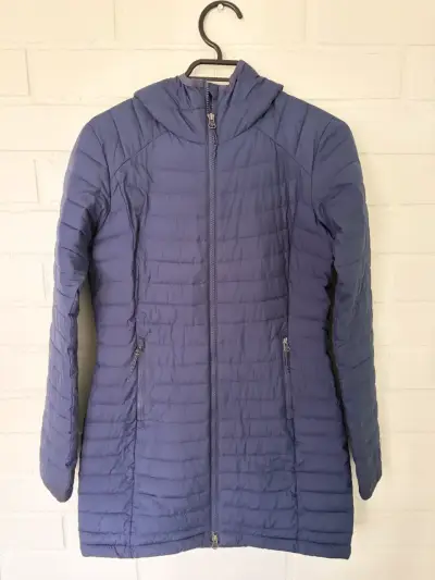 Chaqueta Columbia azul con capucha para mujer - miniatura 1
