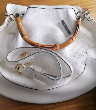 Bolso de mano blanco Gucci con asa de bambú - miniatura 1