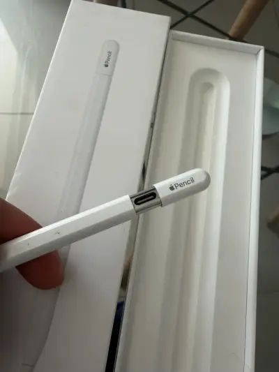 ✏️ Apple Pencil USB-C con caja - miniatura 1