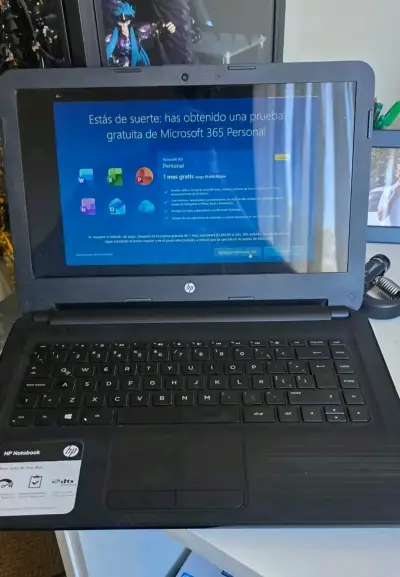Notebook HP con pantalla de 14 pulgadas - miniatura 2
