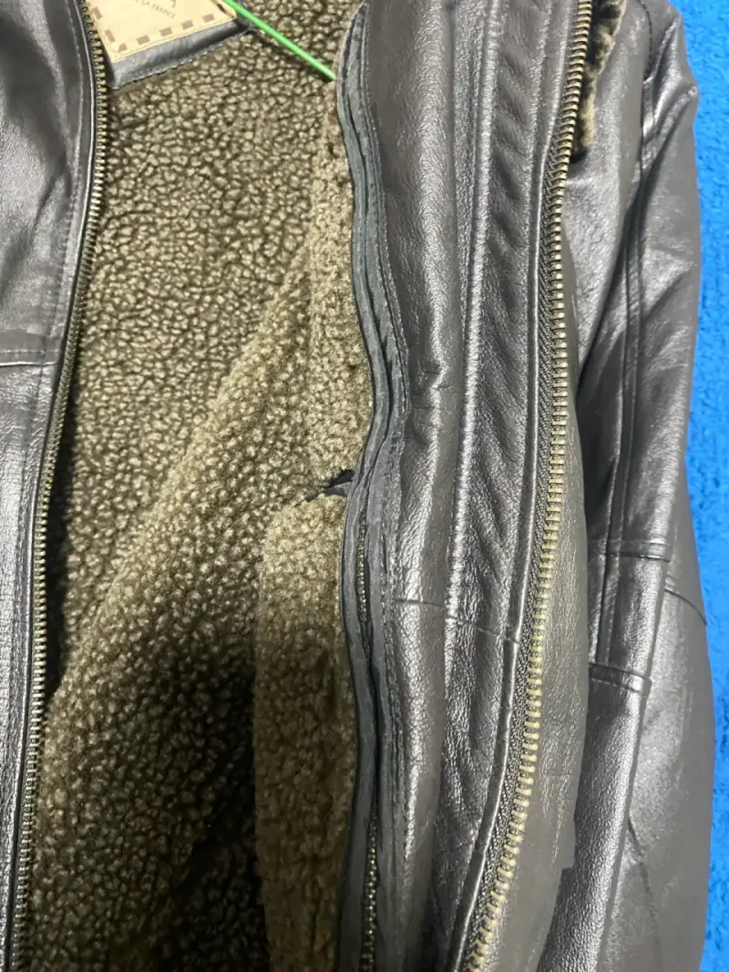Chaqueta de cuero Pierre Cardin con forro removibl - 4