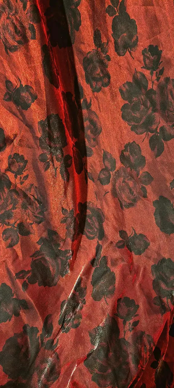 Vestido largo de satén con estampado floral - 2