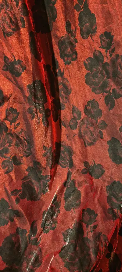 Vestido largo de satén con estampado floral - miniatura 2