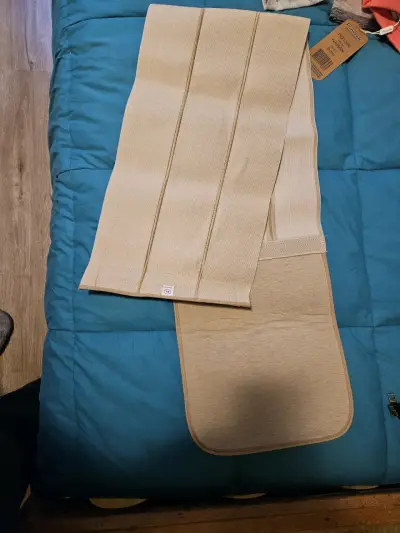 Faja lumbar ortopédica beige para soporte - miniatura 1