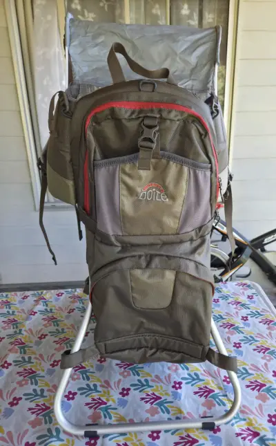 Mochila porta bebé con capota Doite - miniatura 2