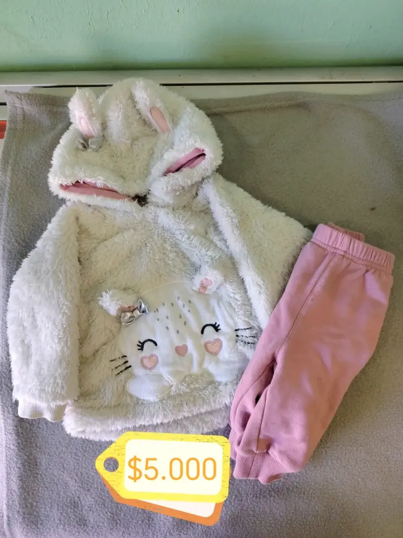 Conjunto de invierno para niña con diseño de gato