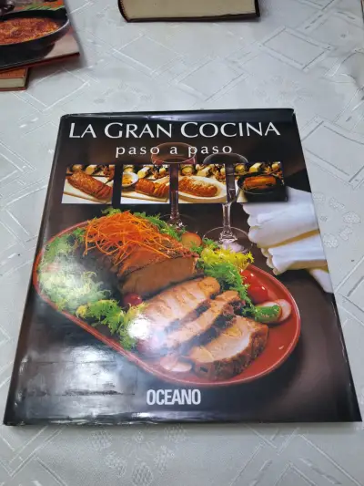 Libro Decoración de Tortas y Souvenirs - miniatura 1