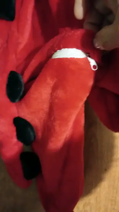 Disfraz de peluche rojo y negro para niño - miniatura 5