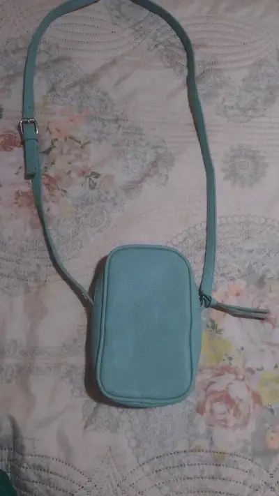 Bolso cruzado celeste con cierre - miniatura 1
