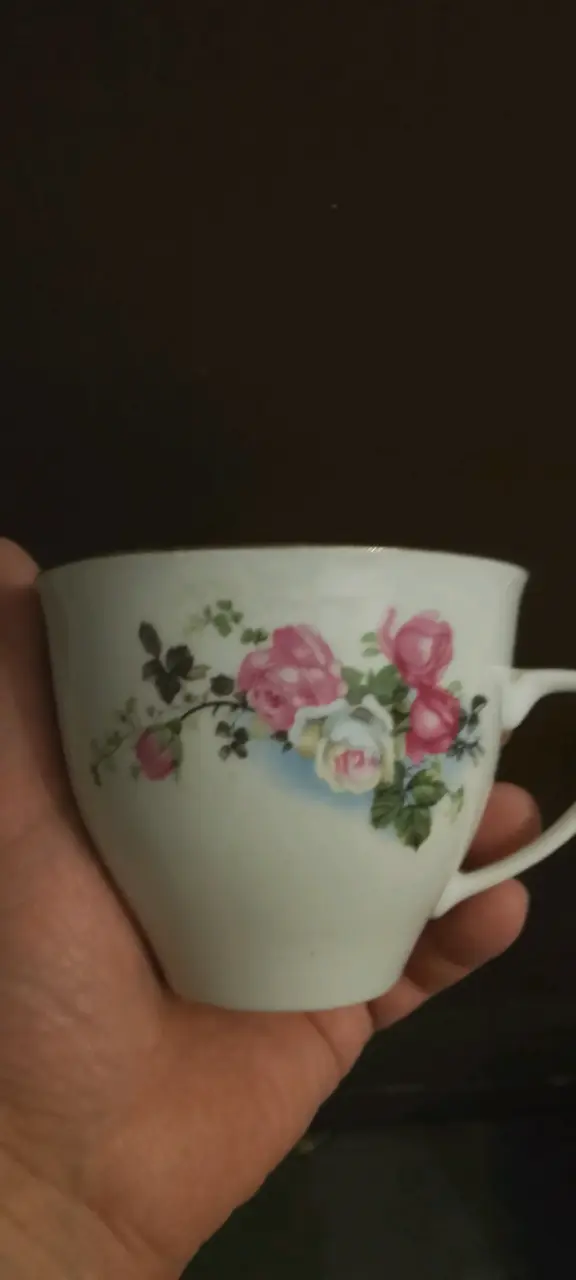 Juego de tazas de té con diseño floral - 2