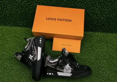 Zapatillas negras de diseñador Louis Vuitton - miniatura 3