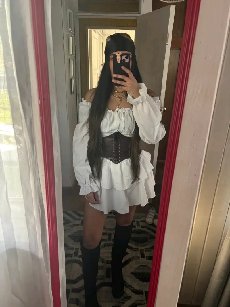 Disfraz de pirata para mujer con corsé y vestido blanco - 3
