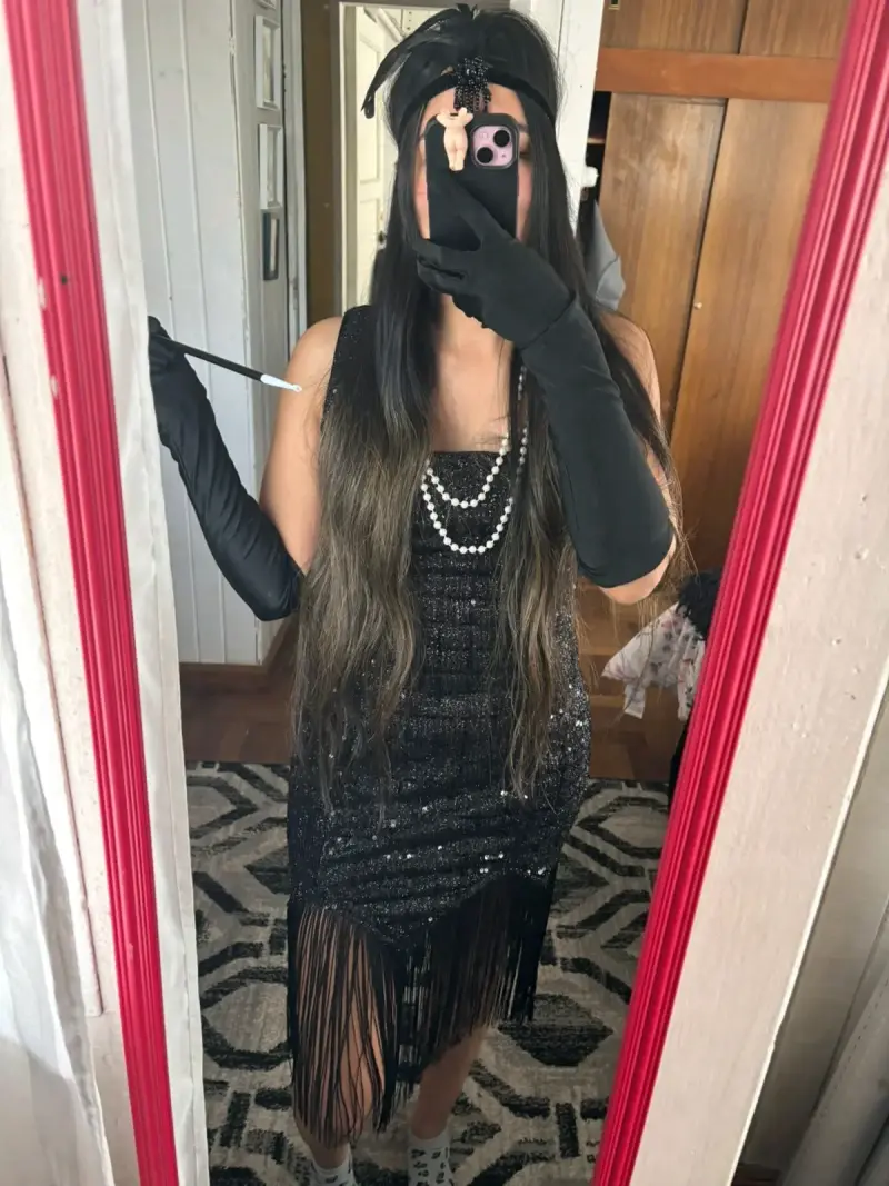 Vestido de fiesta negro con lentejuelas y flecos - 2