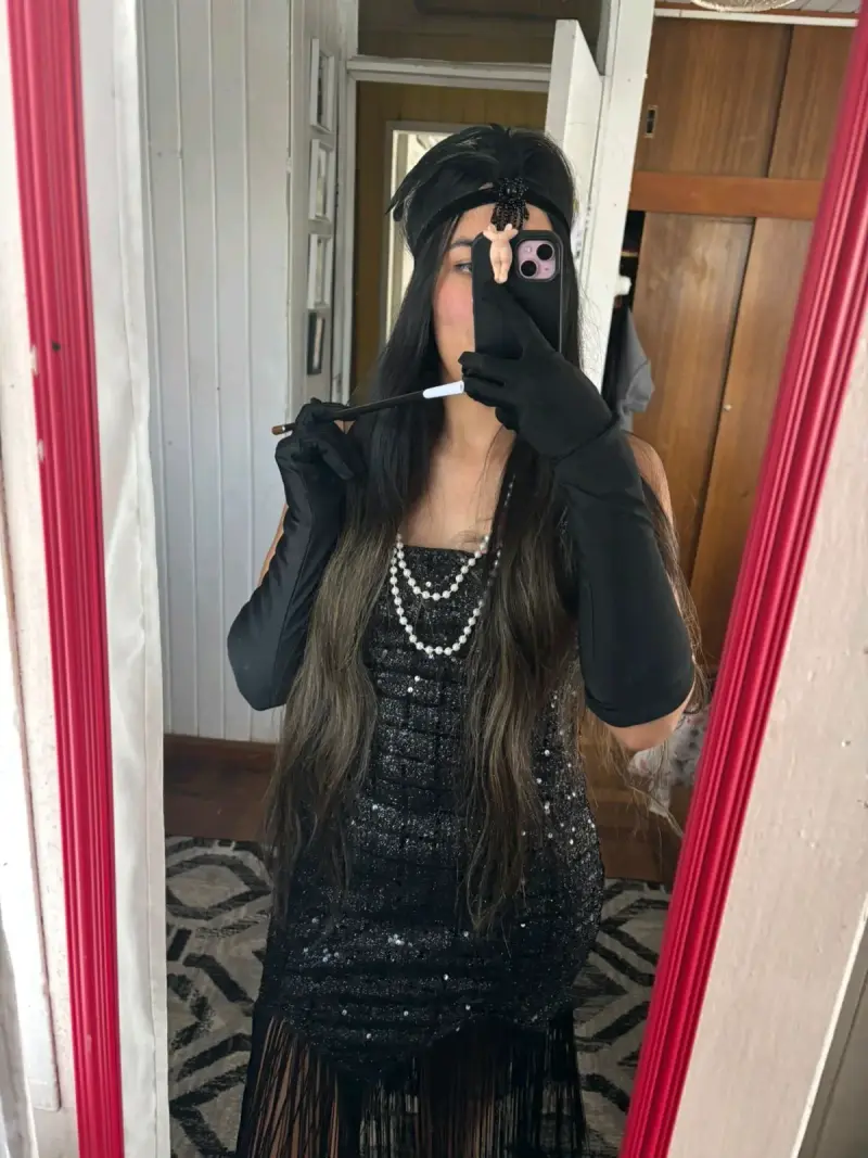 Vestido de fiesta negro con lentejuelas y flecos - 3