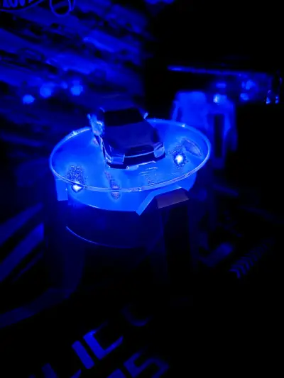 Soporte de exhibición solar 360° con luz LED - miniatura 4