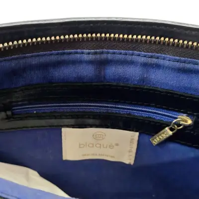 Bolso tipo sobre de Cuero Blaquè con Tachas Mujer - miniatura 3