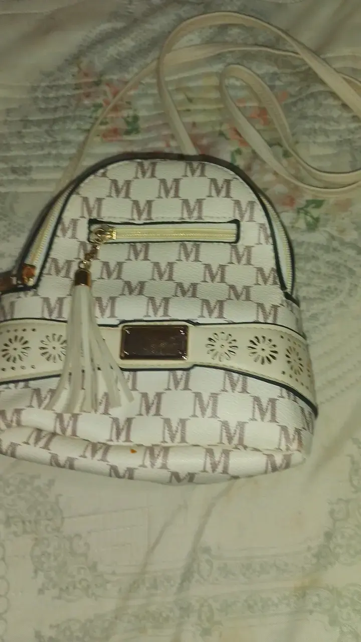 Mochila pequeña estampada con iniciales - 1