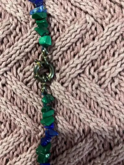 Collar de lapizlazuli de piedras azules y verdes - miniatura 3