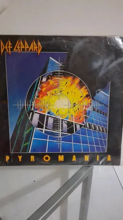Vinilo Def Leppard Pyromania en buen estado - miniatura 1