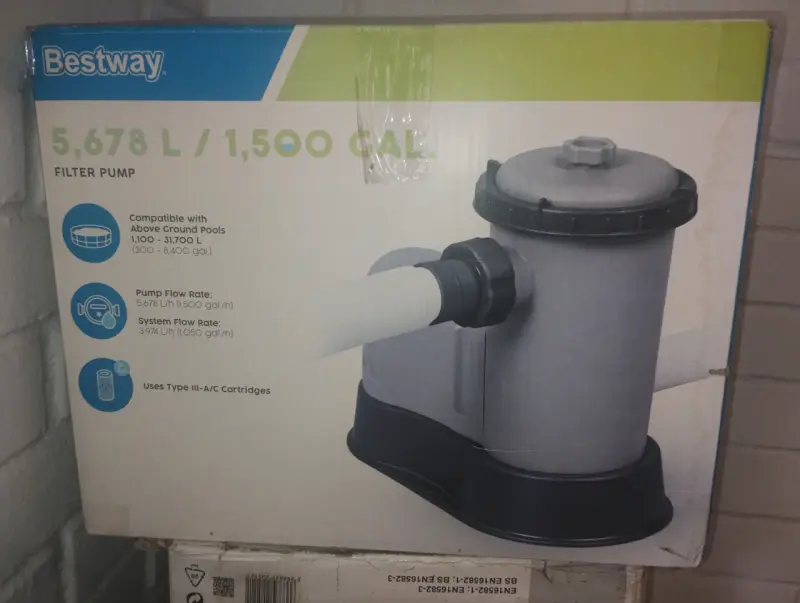 Bomba de filtro Bestway 5678L para piscinas - 1